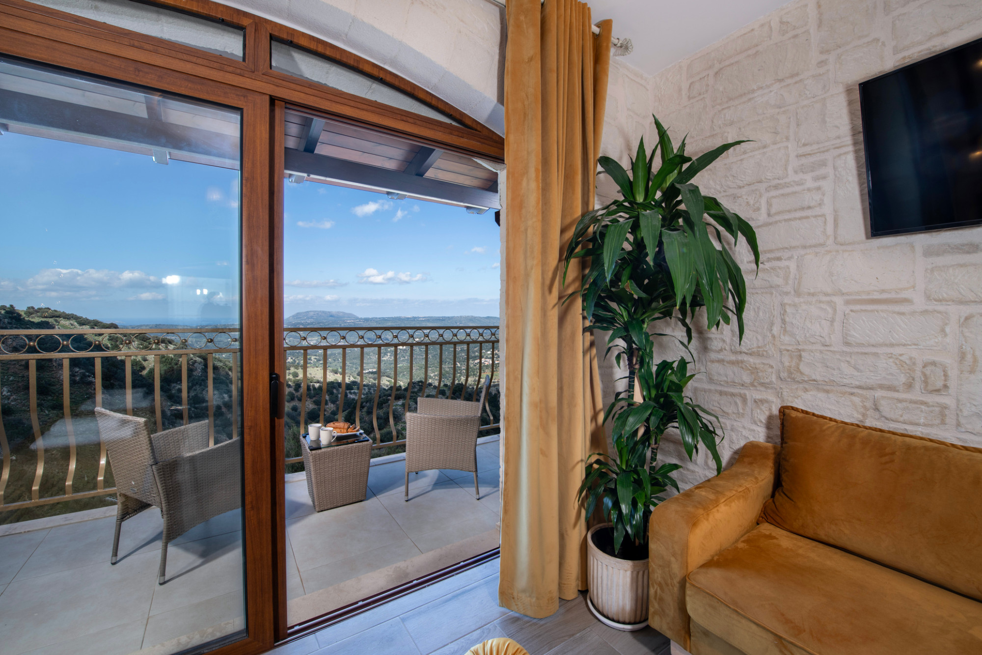 Geroulios Kastro Villa 2