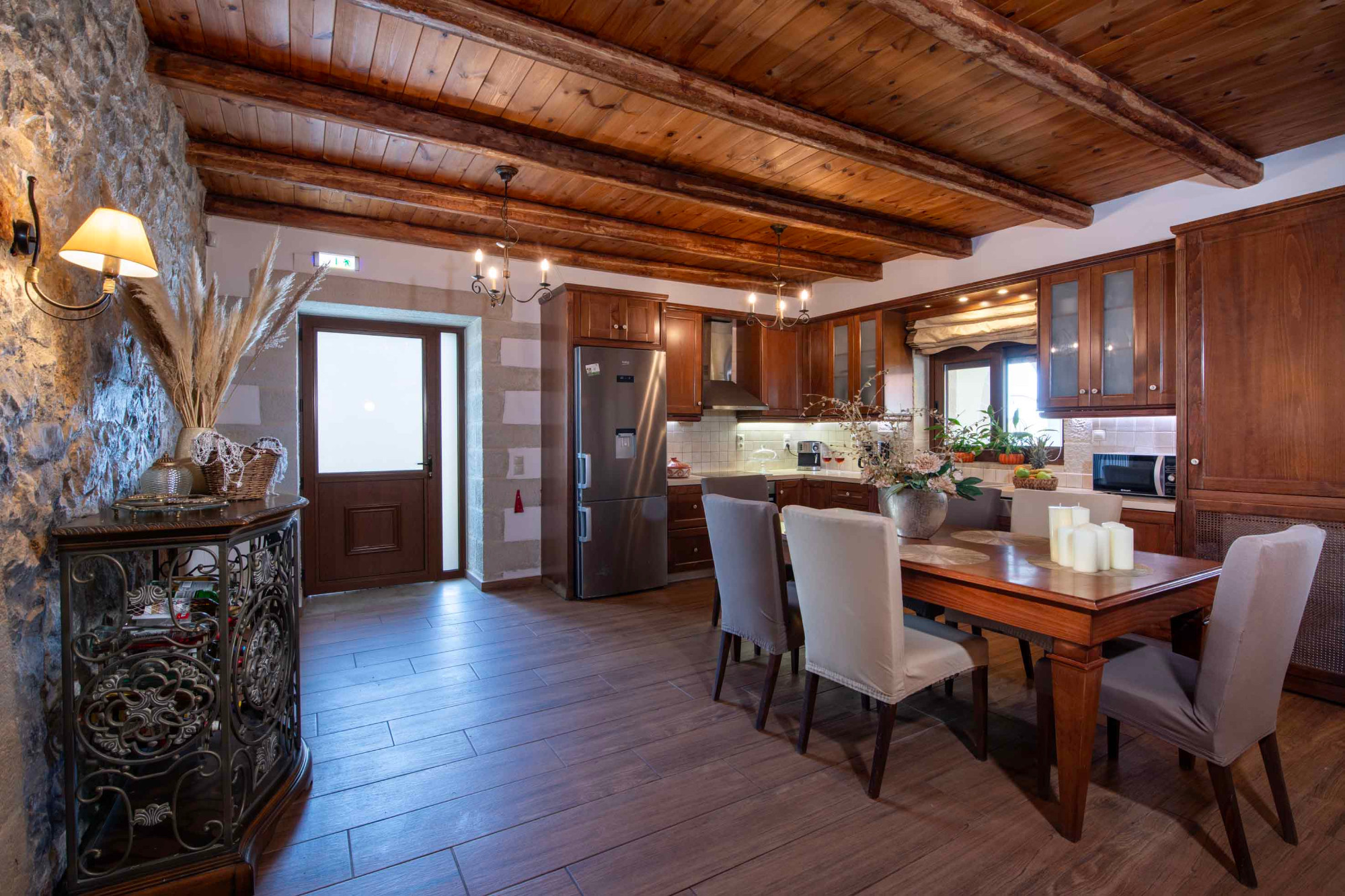 Geroulios Kastro Villa Complex 