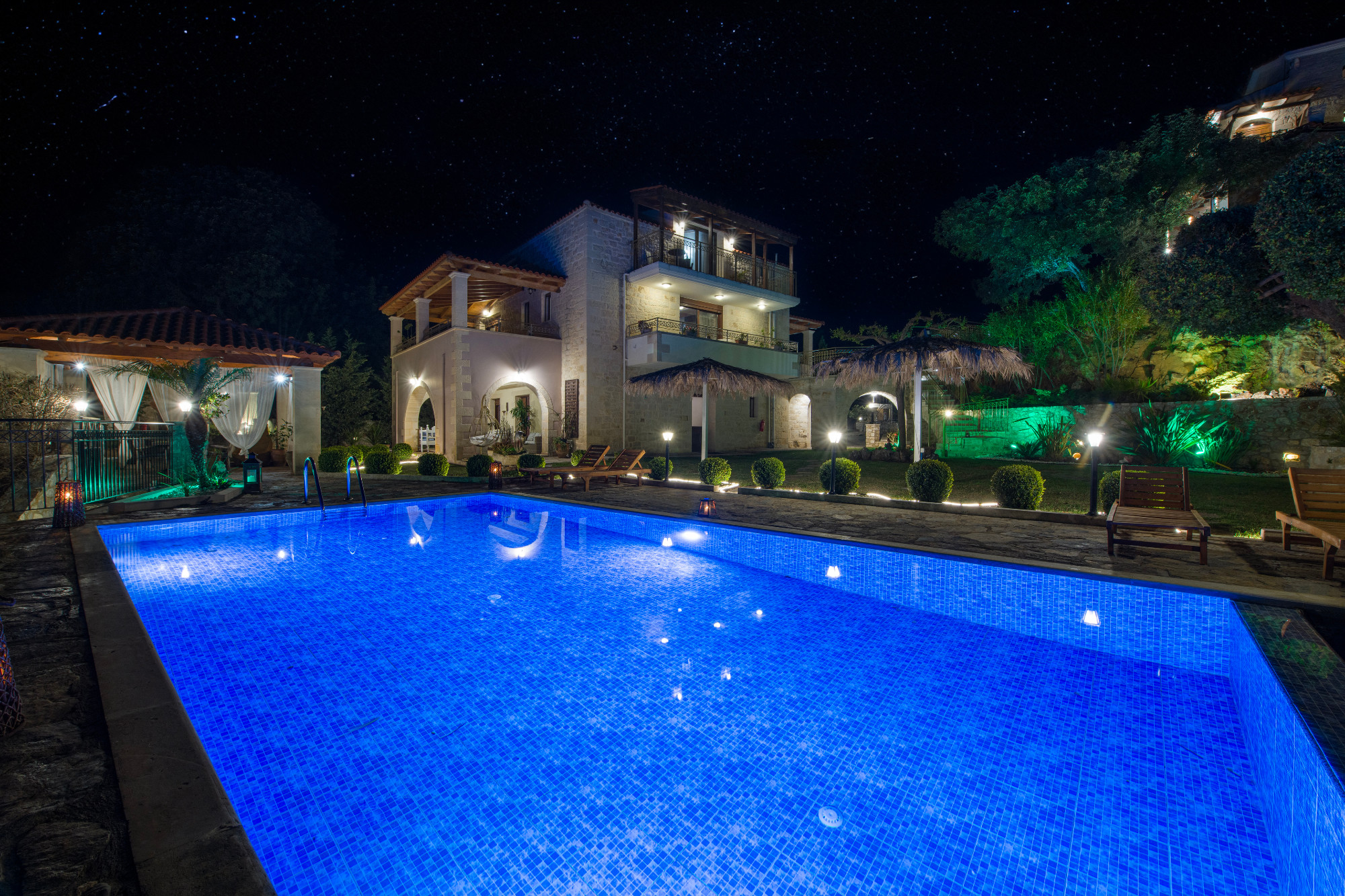 Geroulios Kastro Villa Complex 