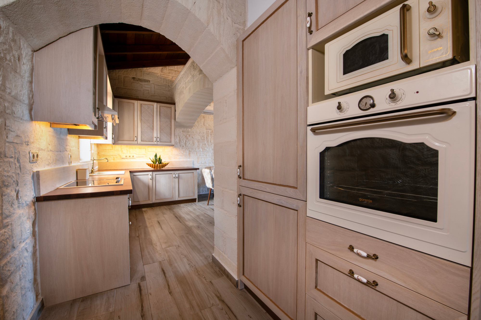 Geroulios Kastro Villa Complex 