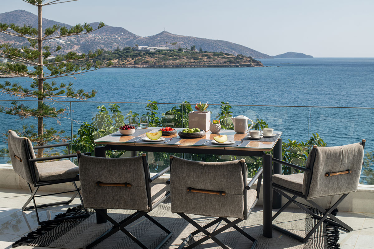 Sea Breeze Luxury Apartment