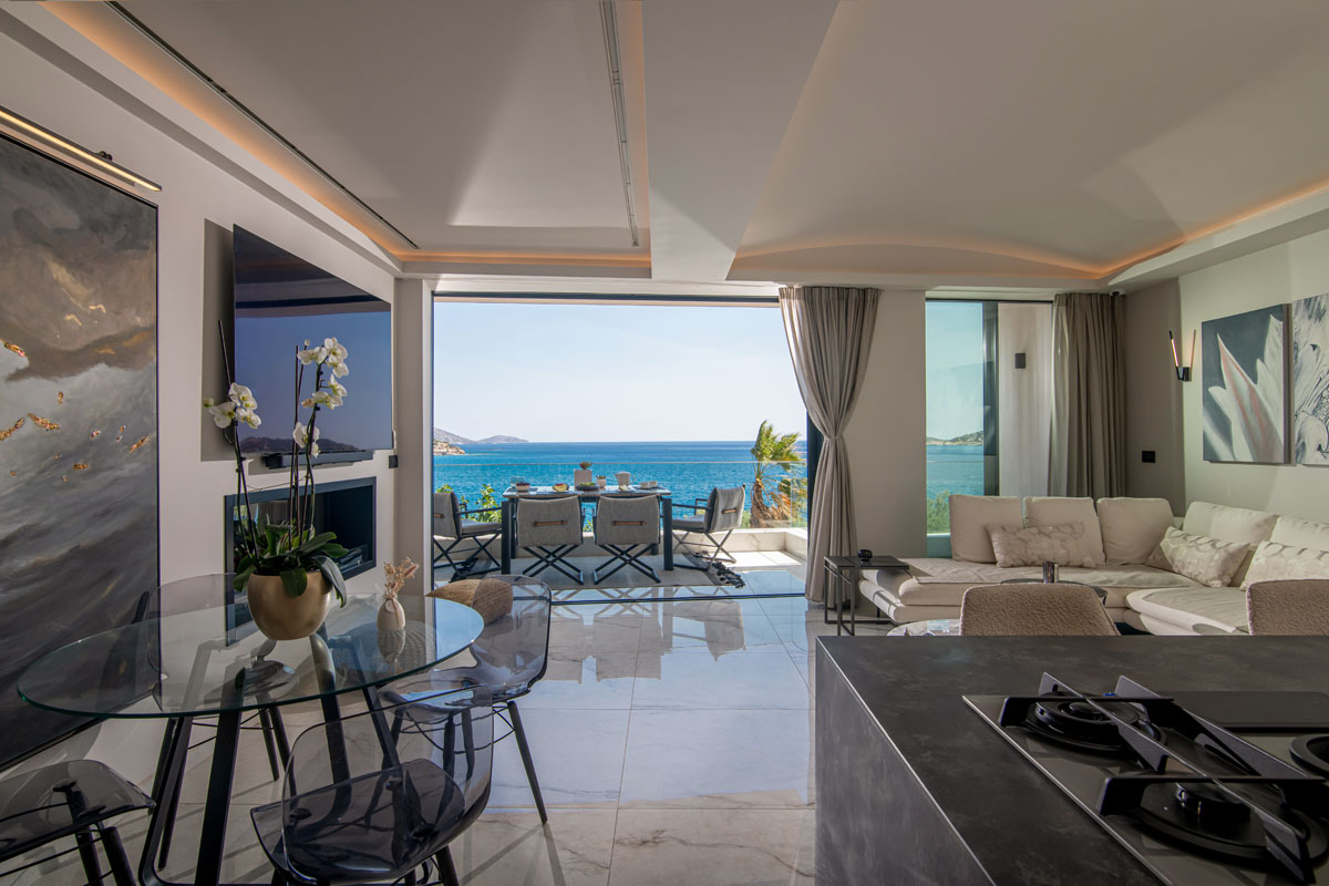 Sea Breeze Luxury Apartment