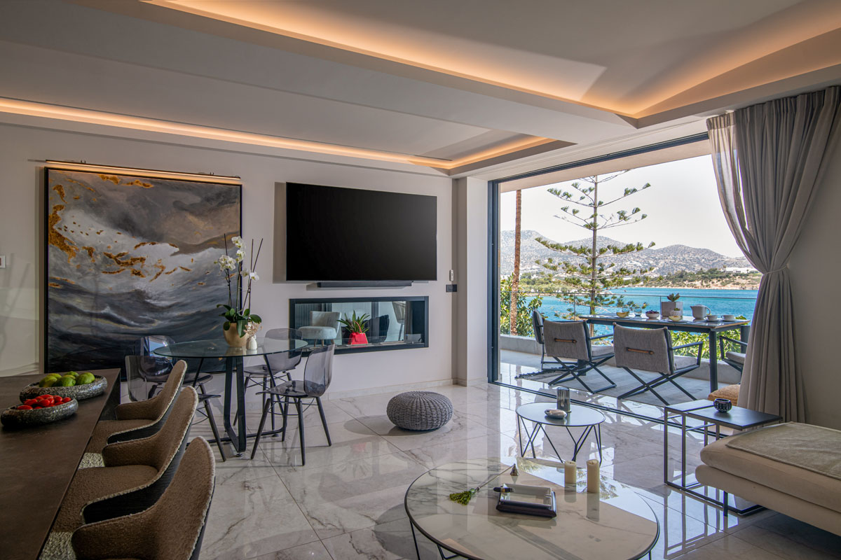 Sea Breeze Luxury Apartment