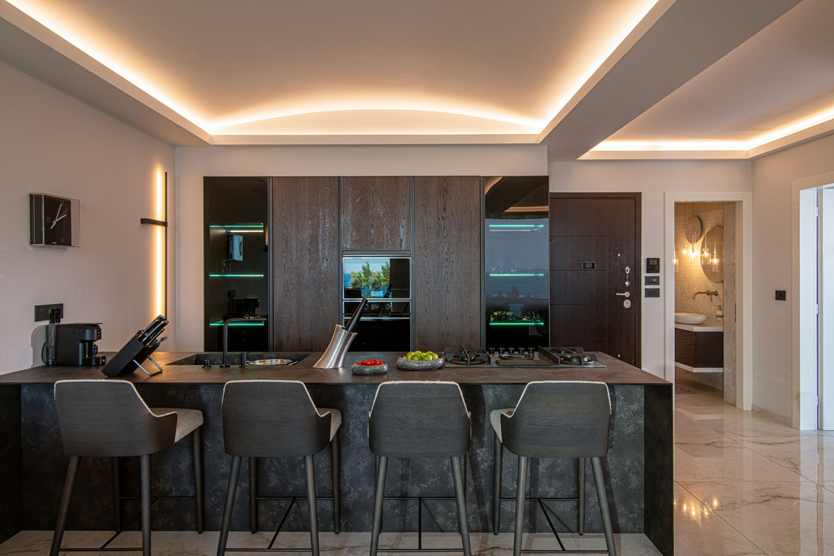 Sea Breeze Luxury Apartment