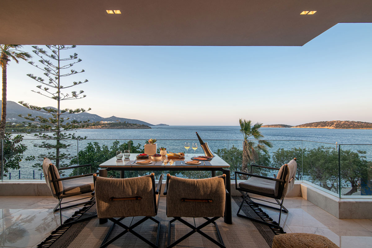 Sea Breeze Luxury Apartment