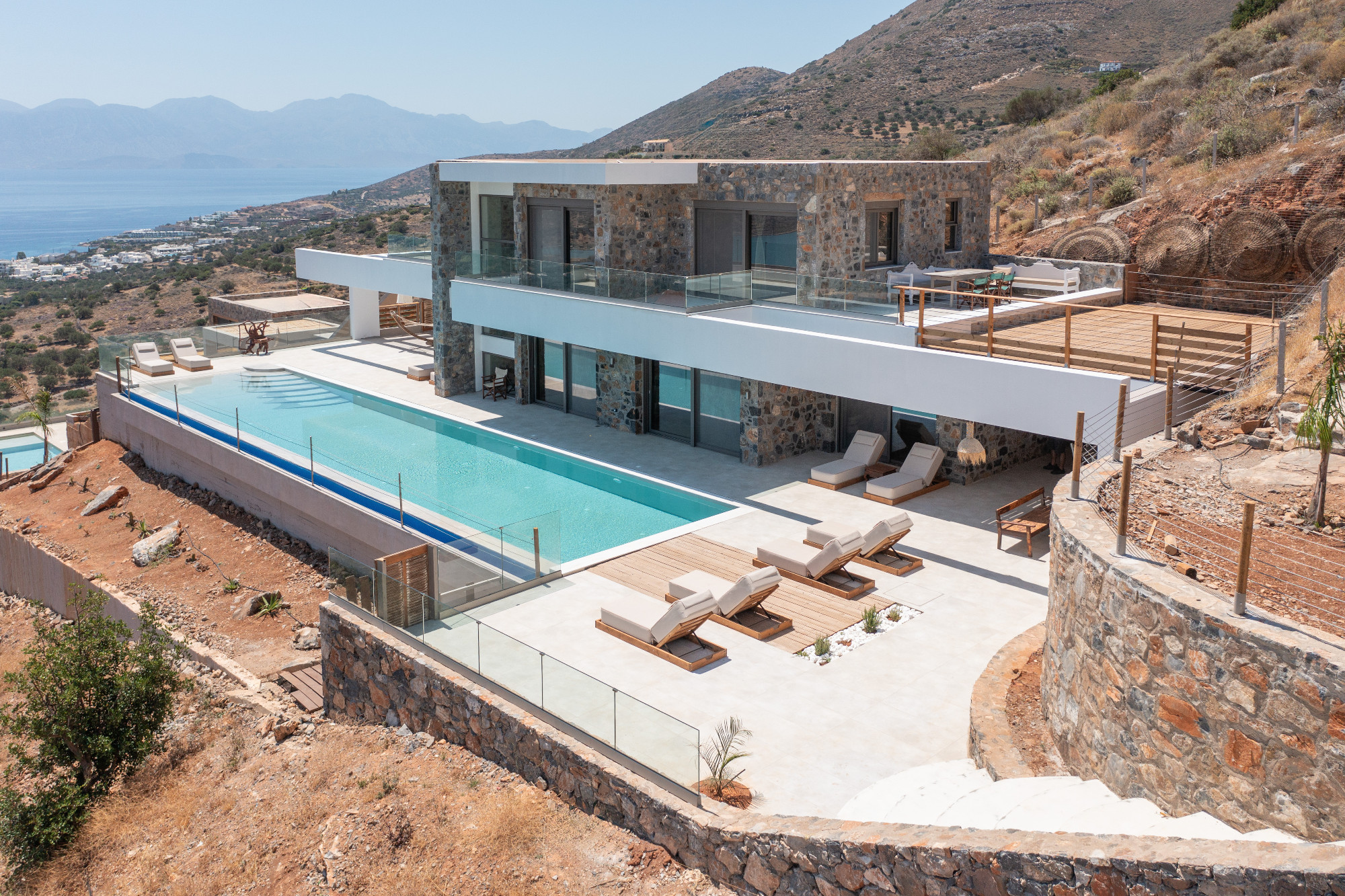 Anemolithos Grand Villa