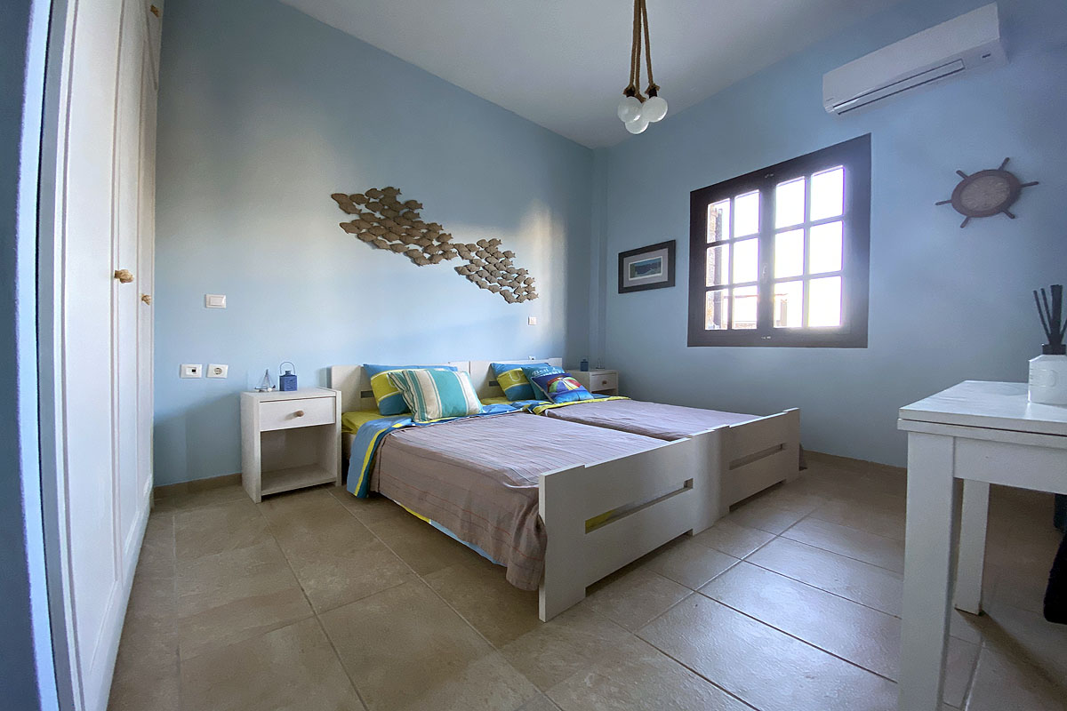 Plaka Bleu